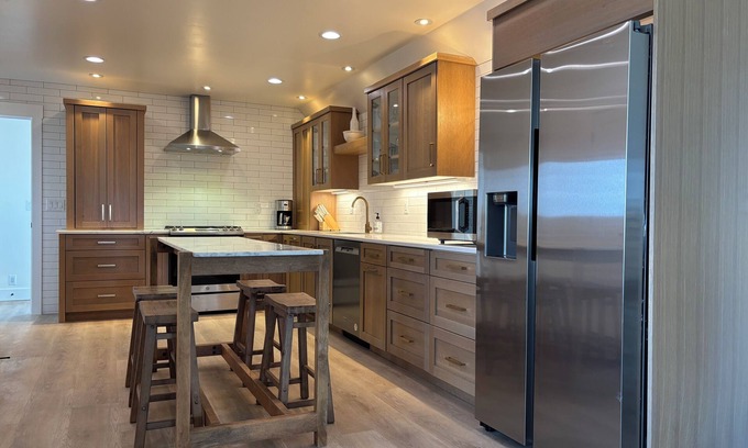 Salt Lake County Wohnung | New Cozy Bluffdale Stay -Sleeps 4-Quiet, Patio, Full Kitchen, Near Freeway