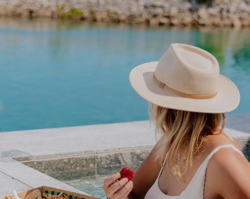 Nelly Bay Haus | NEW! Dacha on Maggie No#2, Unrivaled Island Luxury