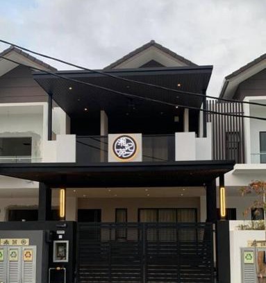 Muar Haus | [New Double Storey] 12 to 14 Pax - SG ABONG - BRIGHT INN HOMESTAY