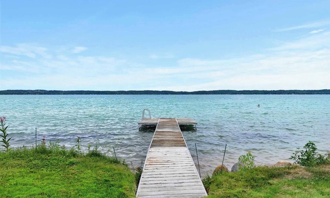 Elk Rapids Haus | New! Elk Lake Cottage - 14 Minutes from Horse Show!