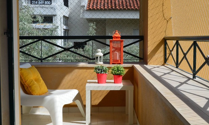 Cascais Wohnung | Jung und voller Licht, bietet Golf, 3 Schlafzimmer, 3 Bäder, A / C, bis zu 8 Personen
