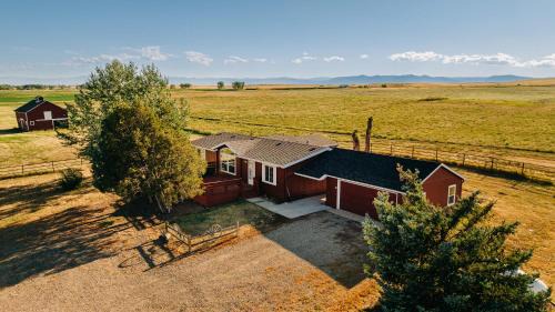 Sheridan Haus | NEW High Saddle Getaway