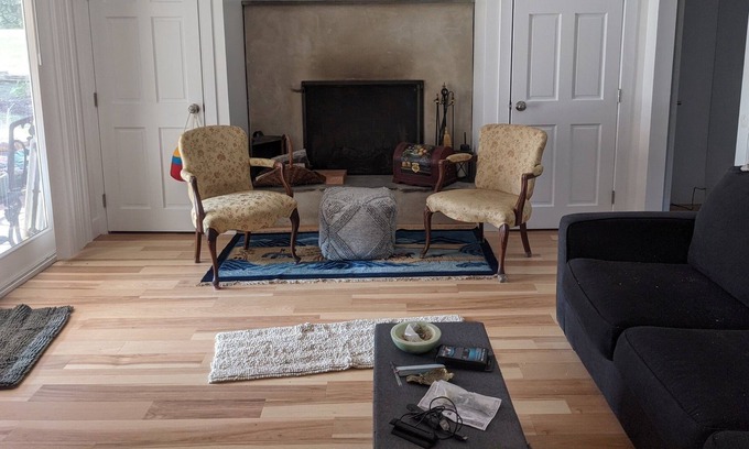 New Hope Wohnung | New Hope Studio with Fireplace