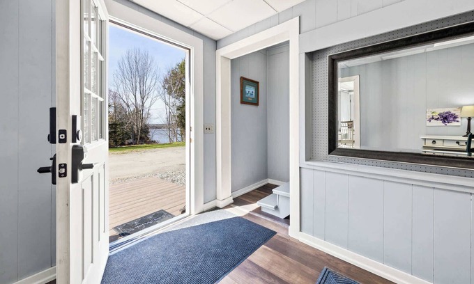 Ellsworth Haus | New! Lakeview at Branch Lake