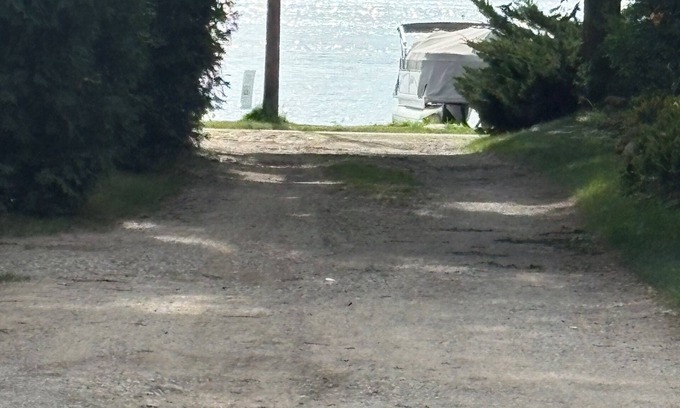 Brooklyn Haus | New listing! 3bedroom 2full bath cottage on Wamplers lake in Brooklyn, Mi.