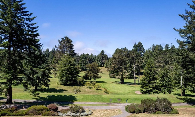 Jacoby Creek Haus | 🌲🌳New Listing! Gorgeous Golf Course Views, Lovely Spacious and Private home!