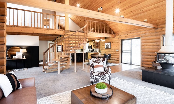 Summit Park Kabine | **New Listing** Luxury Family Alpine Lodge 5bdrms 4000sqft