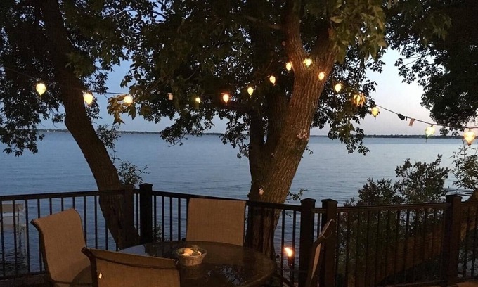 Watertown Kabine | (New Listing) Relax at Lake Kampeska - Multi-Family Cabin