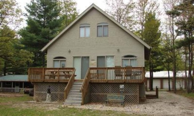 Silver Lake Hütte | New Listing! Sleeps 15+. Spacious Cottage close to Silver Lake