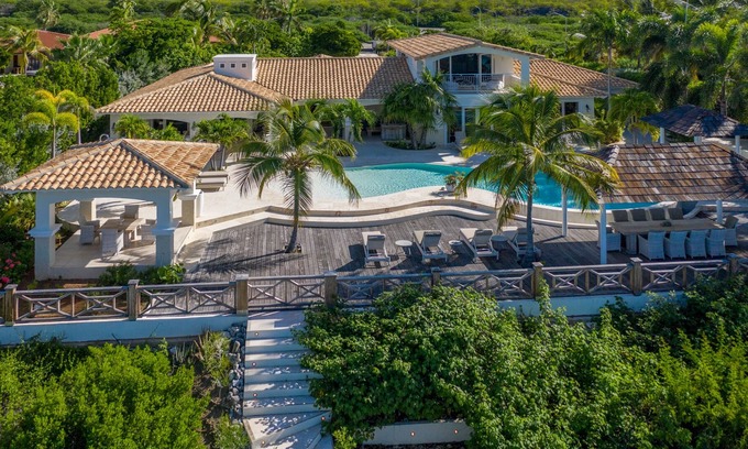 Sabadeco Villa | Neue Luxus-Villa am Meer!