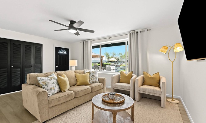 Royal Oak Wohnung | Spacious 2BR Flat near Downtown Royal Oak