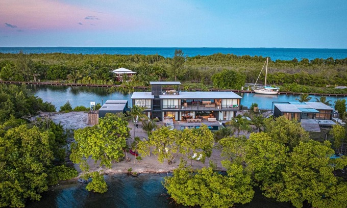 Placencia Villa | NEW Modern Ocean Front Villa on Private Island