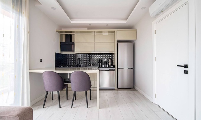 Aksu Wohnung | New Modern Residence w Shared Pool in Antalya Aksu