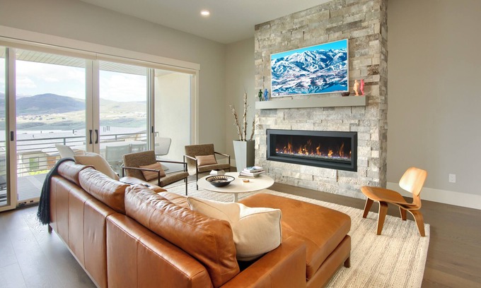Hideout Haus | New Mountain Modern | 2 Living Spaces | Hot Tub | Ski Views