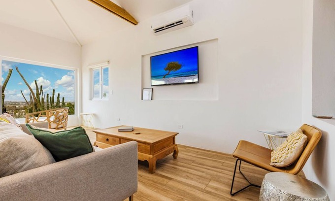 Alto Vista Haus | NEW Ocean View 2BR PrivatePool & NatureTrails