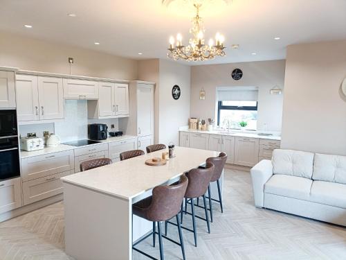 Dunfanaghy Wohnung | New Spacious Coastal Retreat