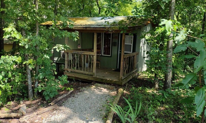 Squires Kabine | NEW! Village of Hope - Cabin #10