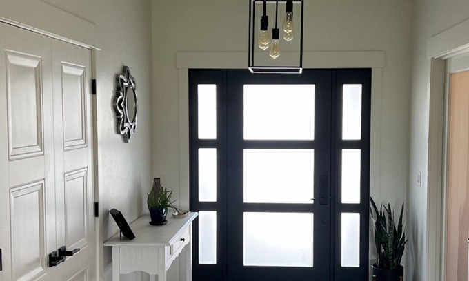 Preston Haus | Newly built in 2022. Cheerful, 3-Bedroom Home