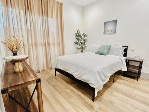Van Nuys Wohnung | Newly Built Modern Central 2B On Sherman with Free Parking