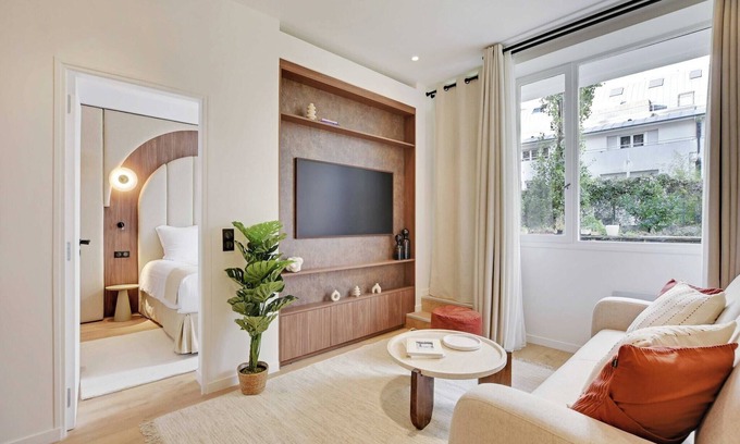 Quartier de la Chapelle Wohnung | Neu renovierte Wohnung im Herzen des 18. Bezirks