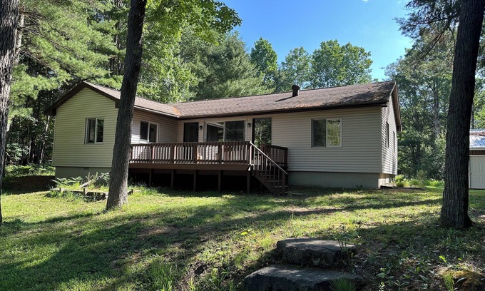 Frederic Kabine | Newly Remodeled 3 Bedroom Cabin on the upper AuSable River