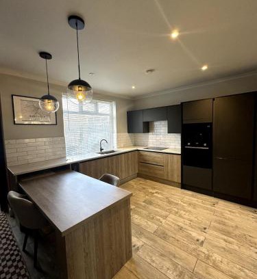 Sheffield Haus | Newly Renovated 2-Bed Home