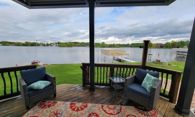 Howell Haus | Newly renovated 3 bedroom lakefront home on all-sports Crooked Lake!
