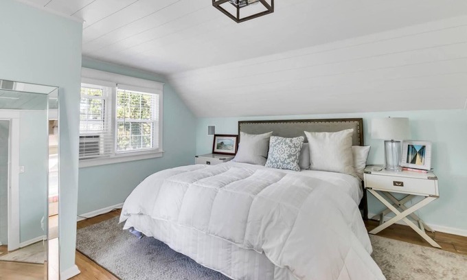 Spring Lake Haus | Newly renovated and beautifully beach house just 3 blocks to Spring Lake beaches