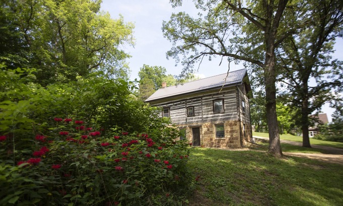 Mineral Point Kabine | Newly Renovated Cabin