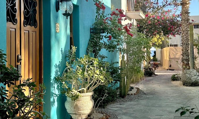 Nopolo Haus | Newly renovated, 2 bedroom, 2 bath Location at FN 525