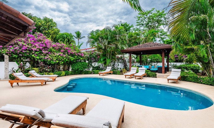 Palm Beach Estates Haus | Ozean, Strandhaus! Privater Pool! Pool Side Palapas! Jedes Bedrm hat ein eigenes Bad!