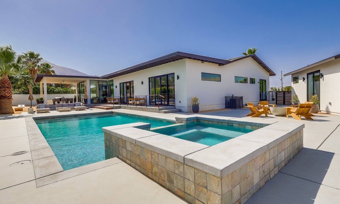 Racquet Club West Haus | Newly Renovated Stunning Retreat in Prime Location