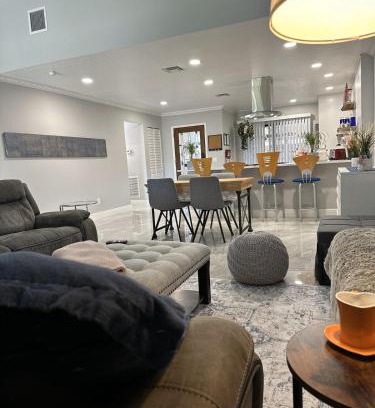 Survey Creek Villa | Newly Renovated Villa with Hot Tub