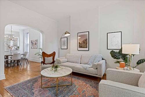 Tri-Taylor Haus | Newly Updated Vintage 6 Bedroom Single Family Home home