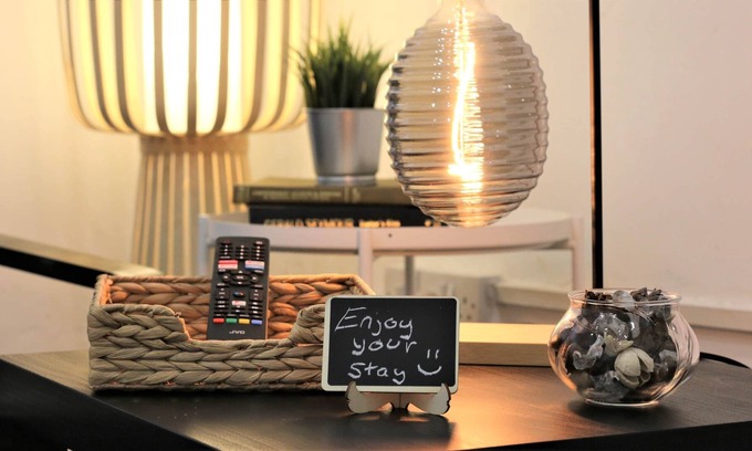 Adamsdown Haus | ★4 Bed House ★ Free Local Parking & Fast WiFi ★