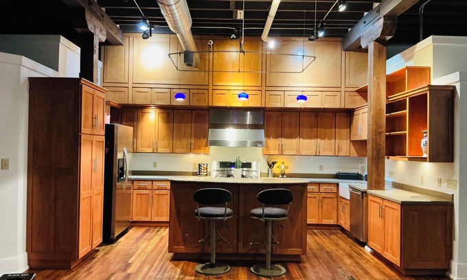 Springfield Eigentumswohnung | nHistoric loft in Springfield, OH. Close to coffee, bars, and restaurants.
