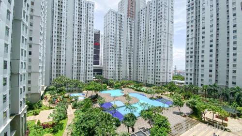 Pluit Wohnung | Nice and Strategic 2BR at Green Bay Pluit Apartment By Travelio