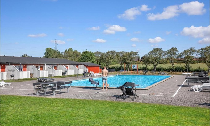 Akirkeby Wohnung | Nice Apartment In Aakirkeby