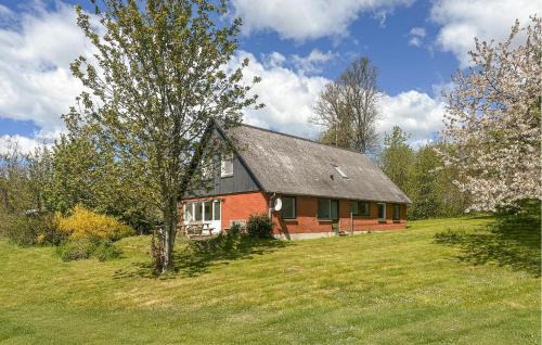 Boderne Haus | Nice Home In Aakirkeby With Wifi