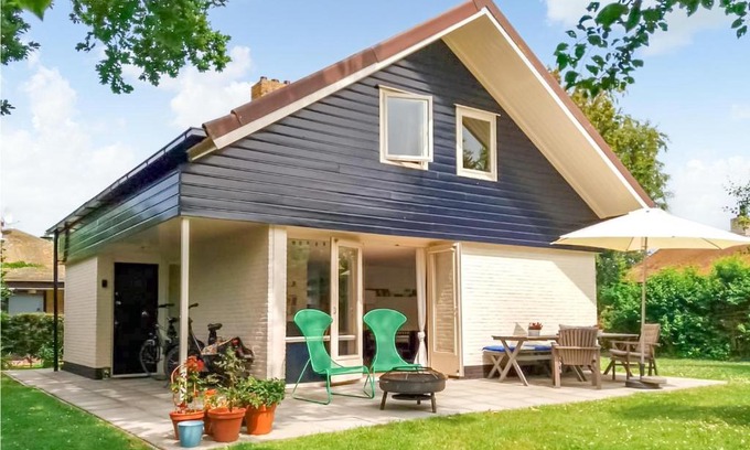 Brouwershaven Haus | Nice Home In Brouwershaven With Wifi