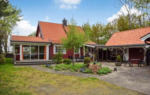 Fjalkinge Haus | Nice Home In Fjälkinge With Kitchen
