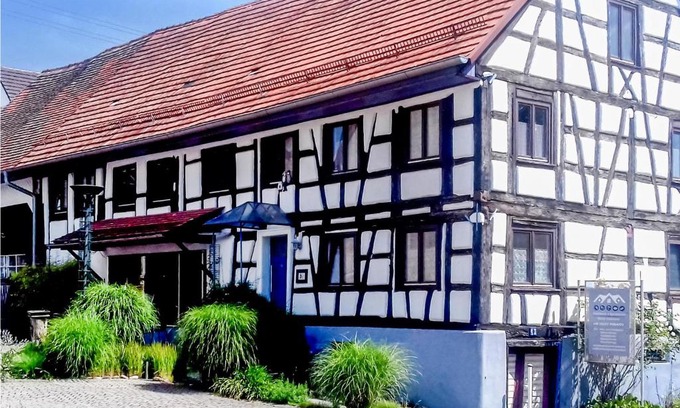 Randegg Haus | Nice Home In Gottmadingen With Wifi