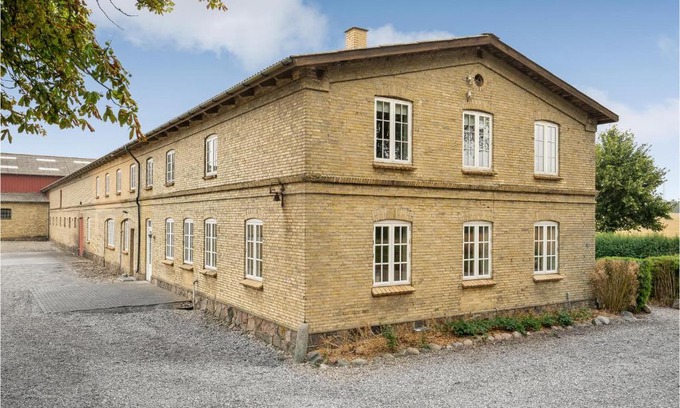 Kvaerndrup Haus | Nice Home In Kværndrup With Kitchen