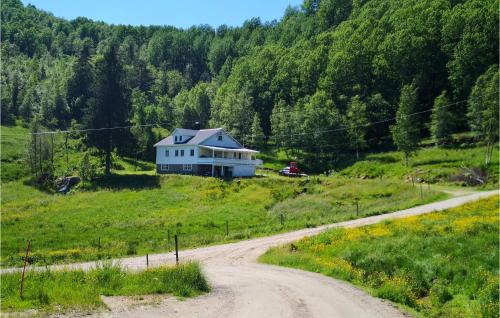 Kvinesdal Haus | Nice Home In Kvinesdal
