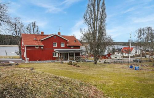 Segmon Haus | Nice Home In Segmon With Kitchen