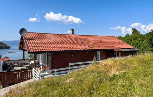 Sjernarøy Haus | Nice Home In Sjernarøy With Wifi