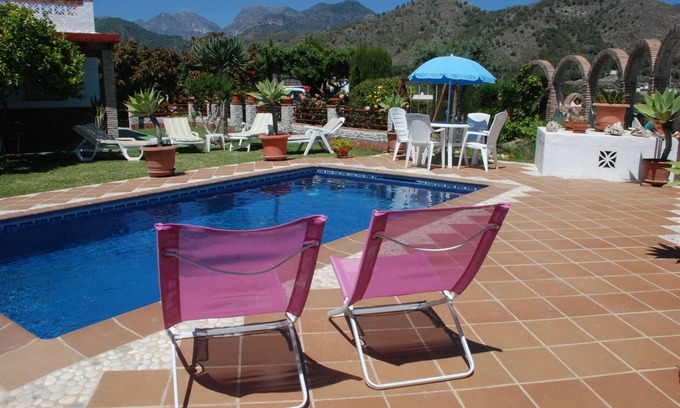 Frigiliana Hütte | Schönes rustikales Haus mit Garten und Pool an der Costa del Sol.