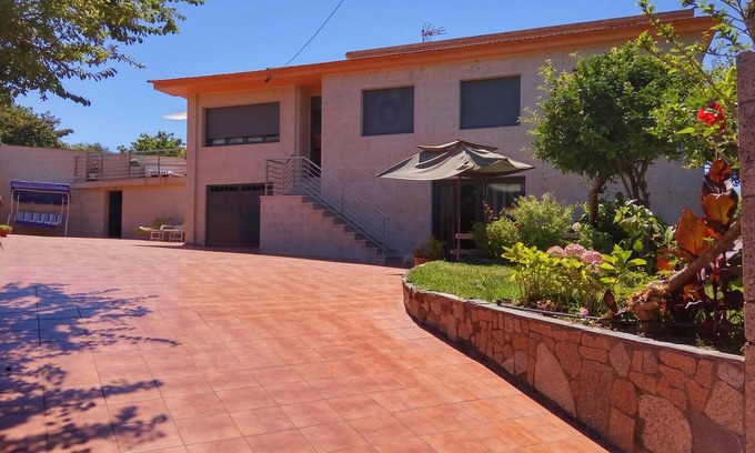 Nigran Villa | nigran Haus mit Pool und Grill
