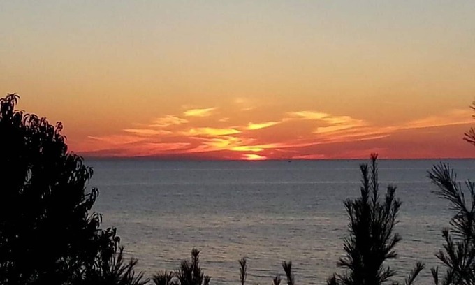 Manistee Haus | Privater Rückzugsort am Michigansee für bis zu 12 Personen in 2 separaten Häusern