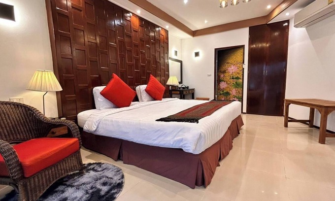Bang Khla Haus | No8 Double Suite, Rainbow Arokaya Welness Resort